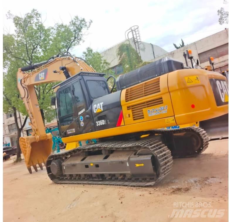 CAT 336D2L حفارات زحافة