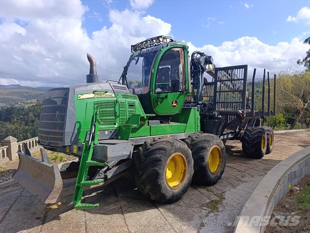 John Deere 1510G شاحنات