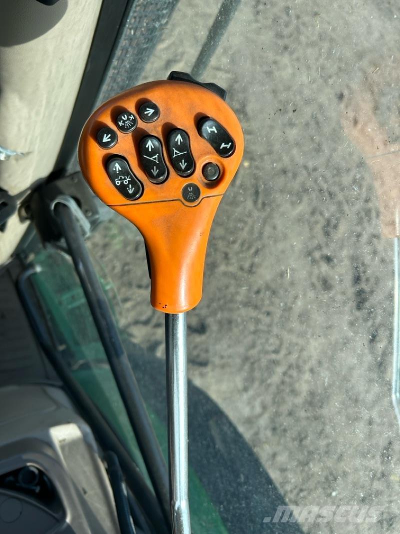 John Deere R962i الرشاشات