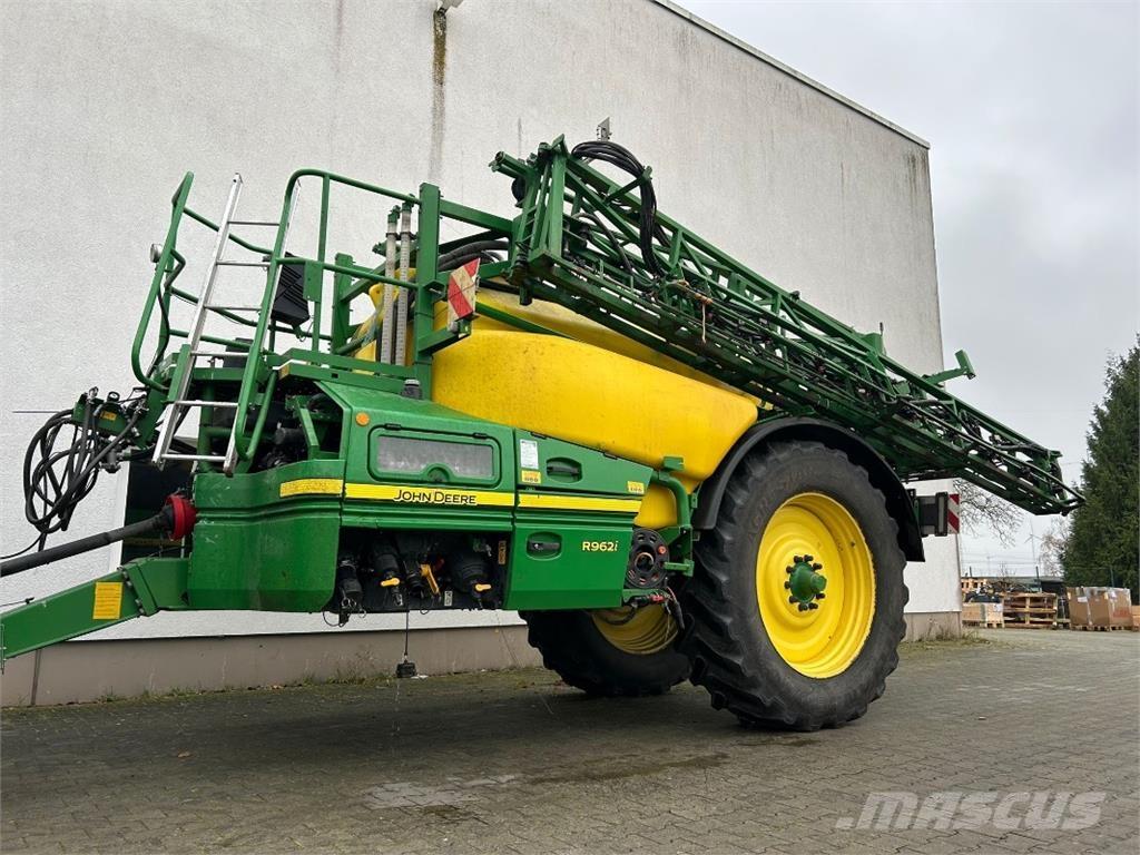 John Deere R962i الرشاشات