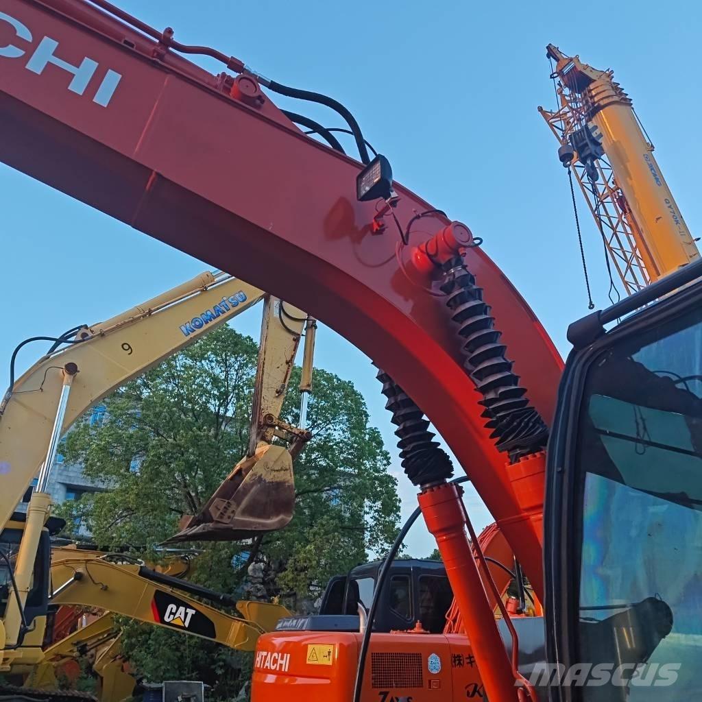 Hitachi ZX120 حفارات زحافة