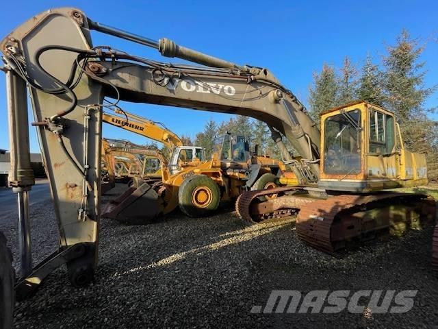 Volvo EC340 حفارات زحافة
