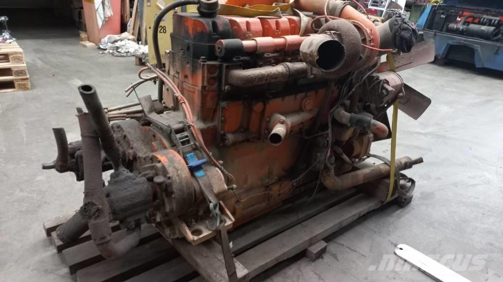 Cummins KTA19-C محركات
