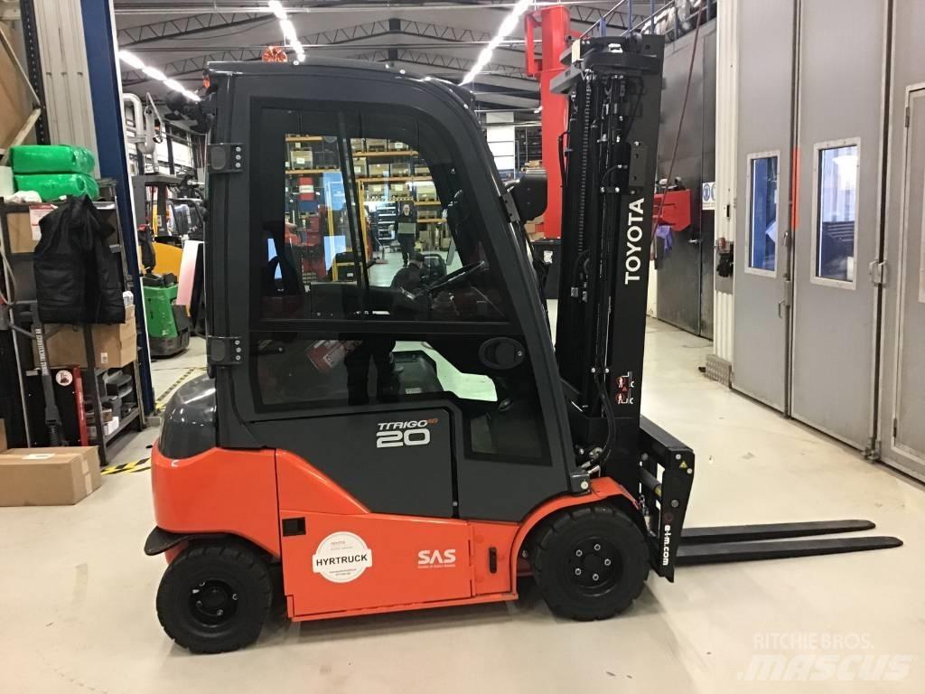 Toyota 8 FBMK 20 T شاحنات ذات رافعات شوكية تعمل بالكهرباء