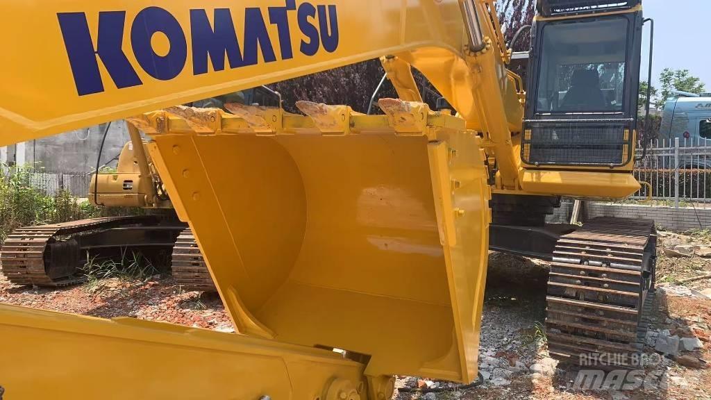 Komatsu PC450 حفارات زحافة