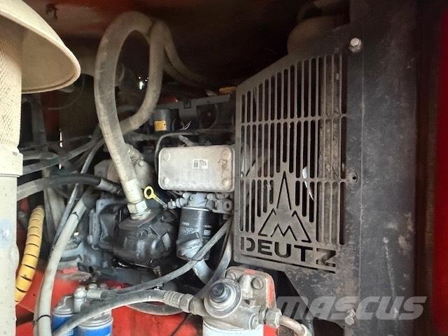 Terex Finlay 883 أجهزة فحص متنقلة