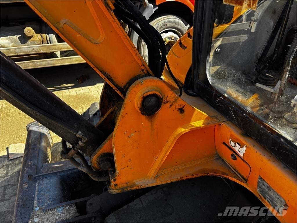 JCB 8056 أخرى