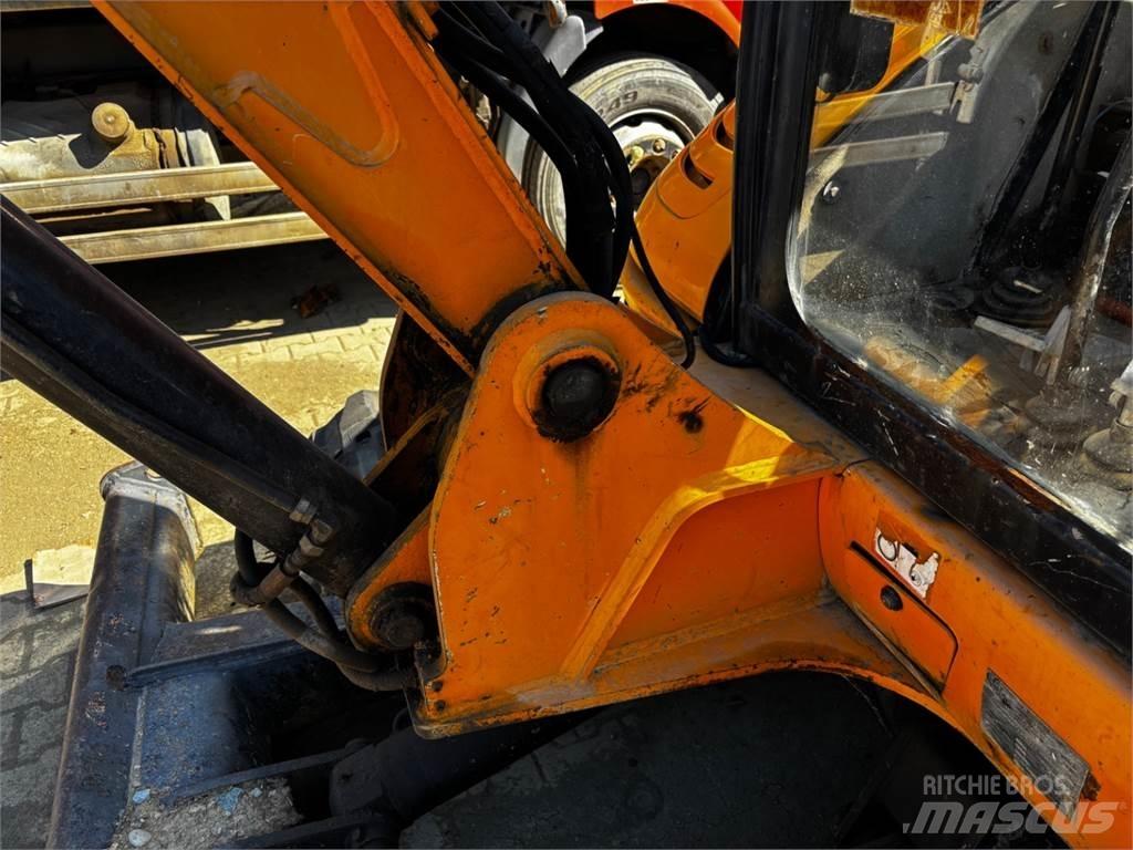 JCB 8056 أخرى