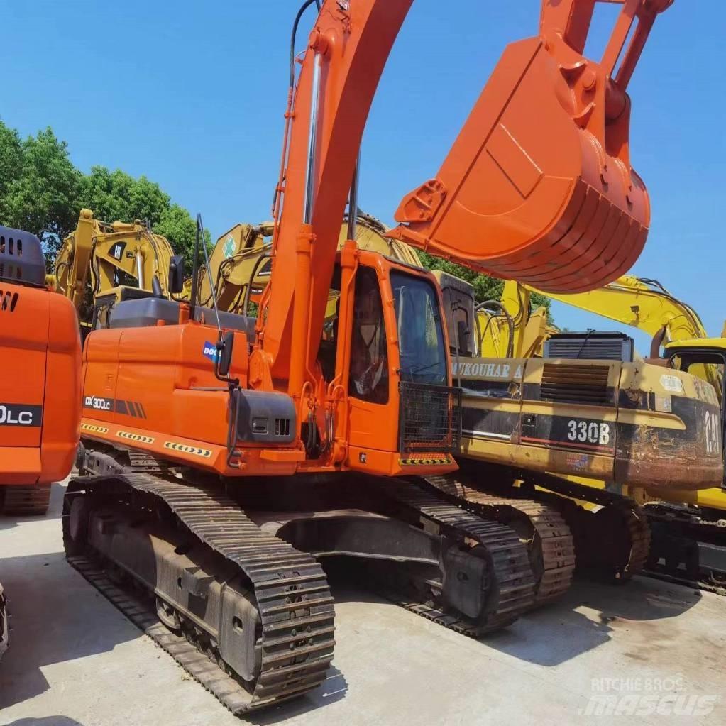 Doosan DX 300LC-9C حفارات زحافة