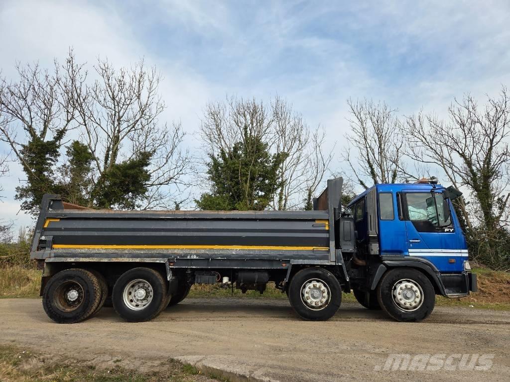 Hino 700 FY شاحنات قلابة