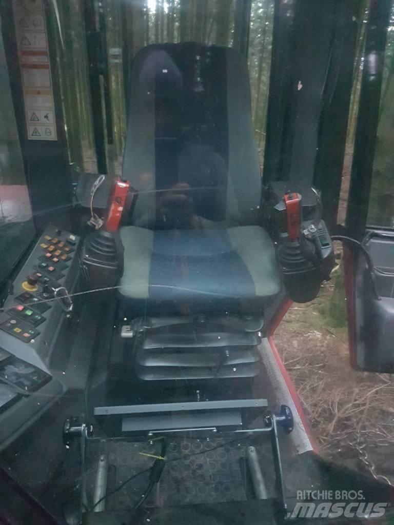 Valmet 921 921 حصادات