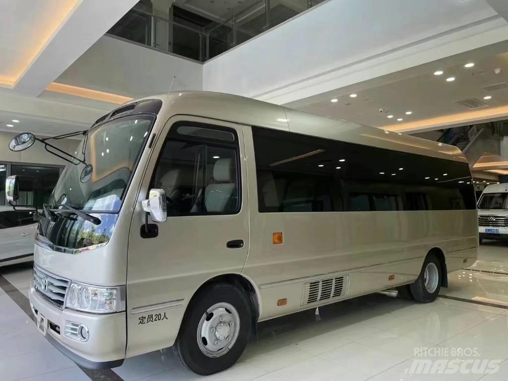 Toyota Coaster Bus حافلة صغيرة