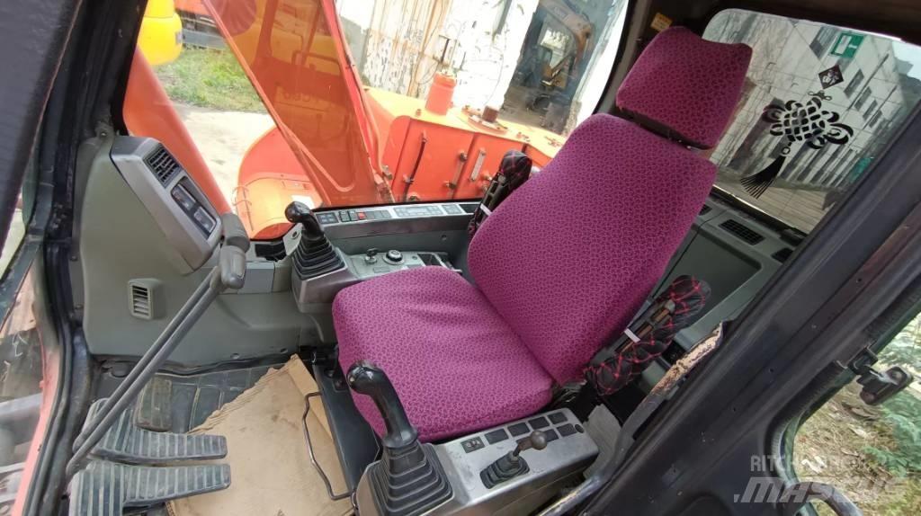 Doosan DX 75-9 C حفارات زحافة