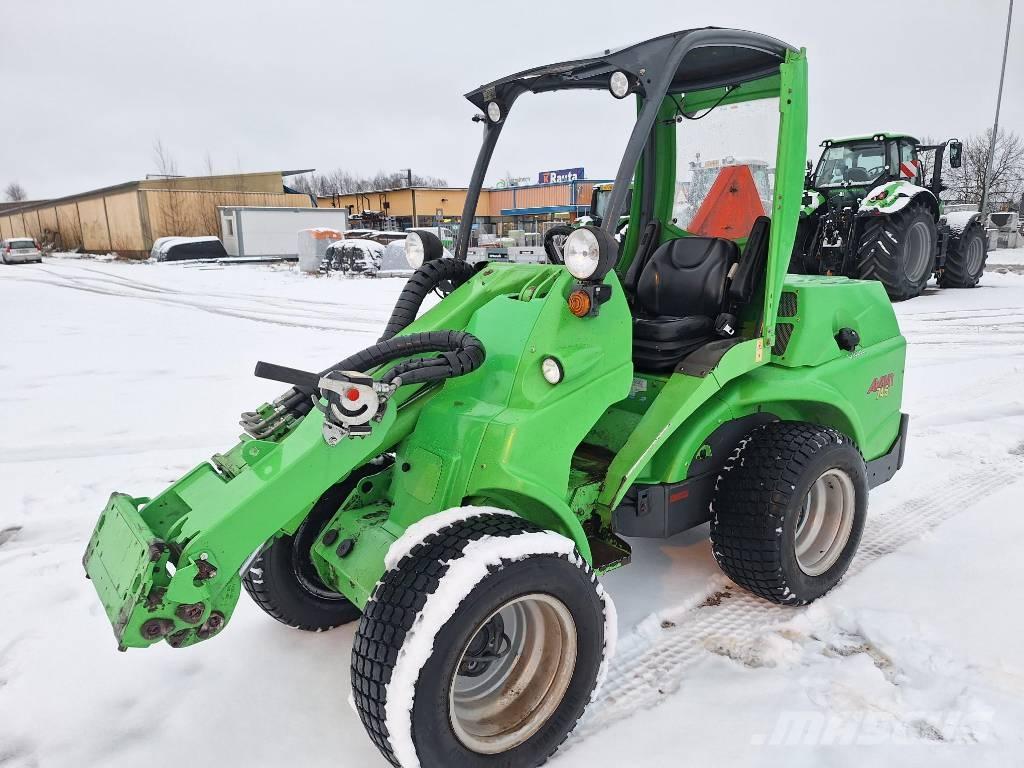 Avant 745 لوادر متعددة الأغراض