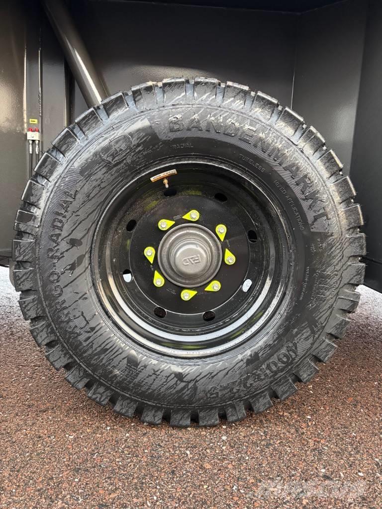 Mustang MA 770 مقطورات أخرى