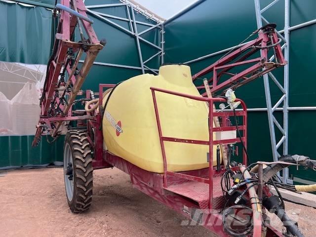 Hardi Ranger 2500 الرشاشات