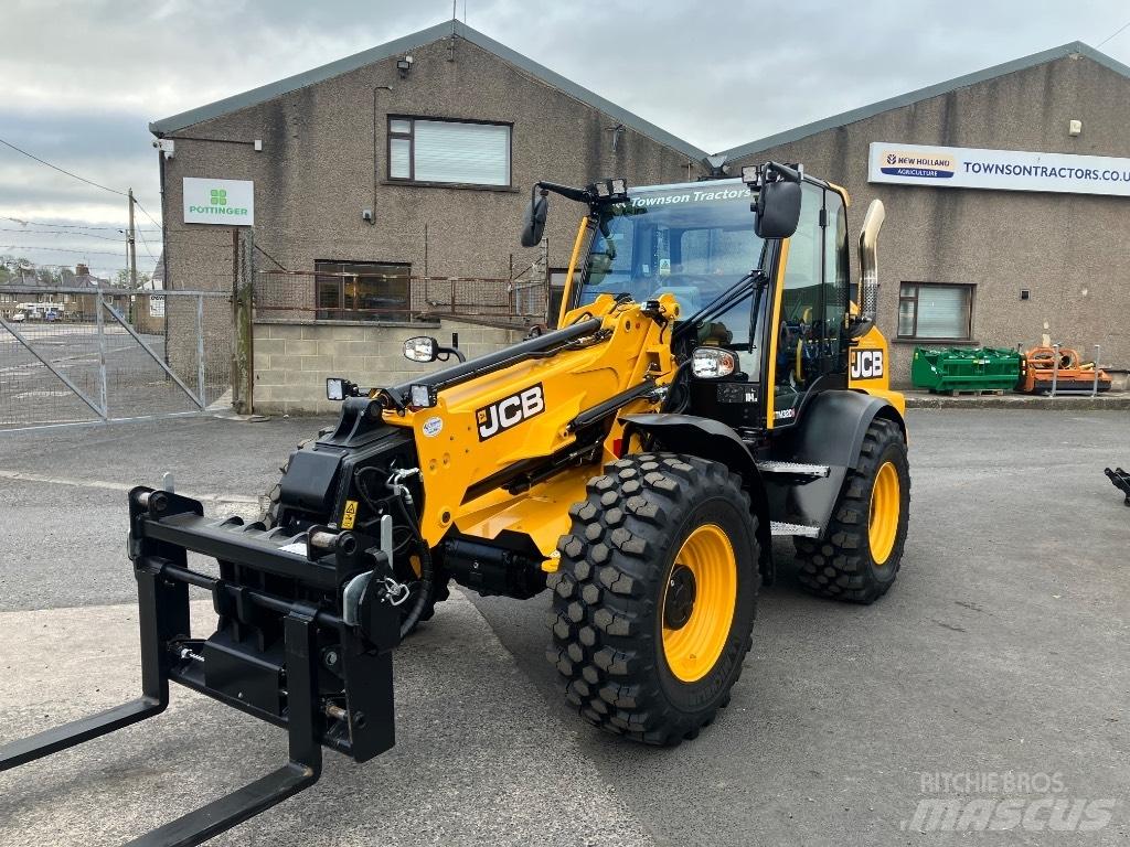 JCB TM320S معدات مناولة لأغراض الزراعة
