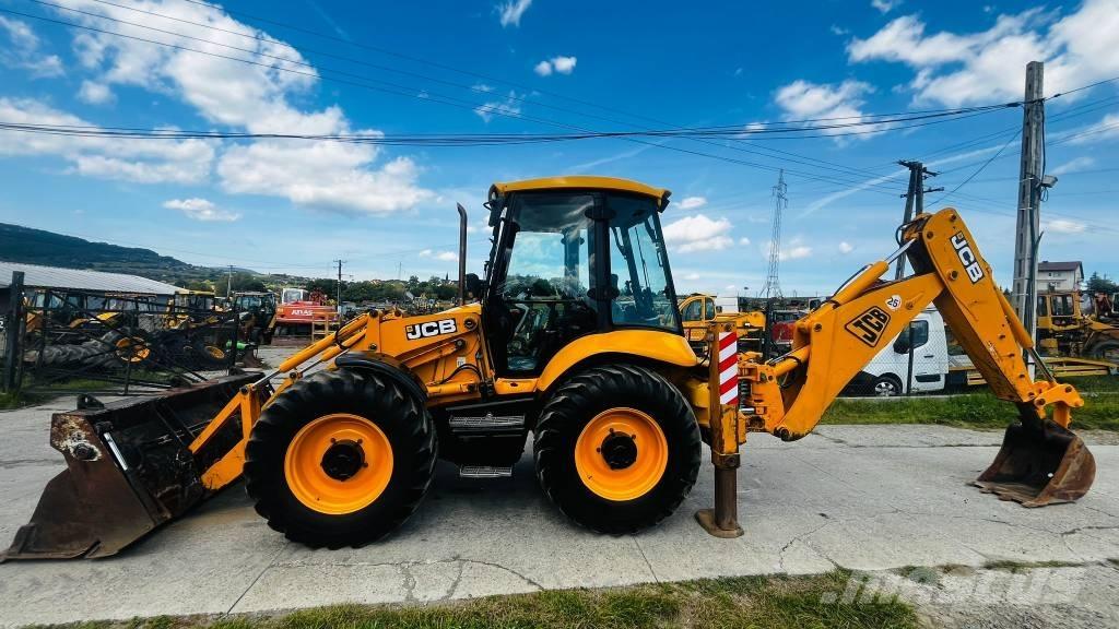 JCB 4 CX لوادر ذات جرافات عكسية