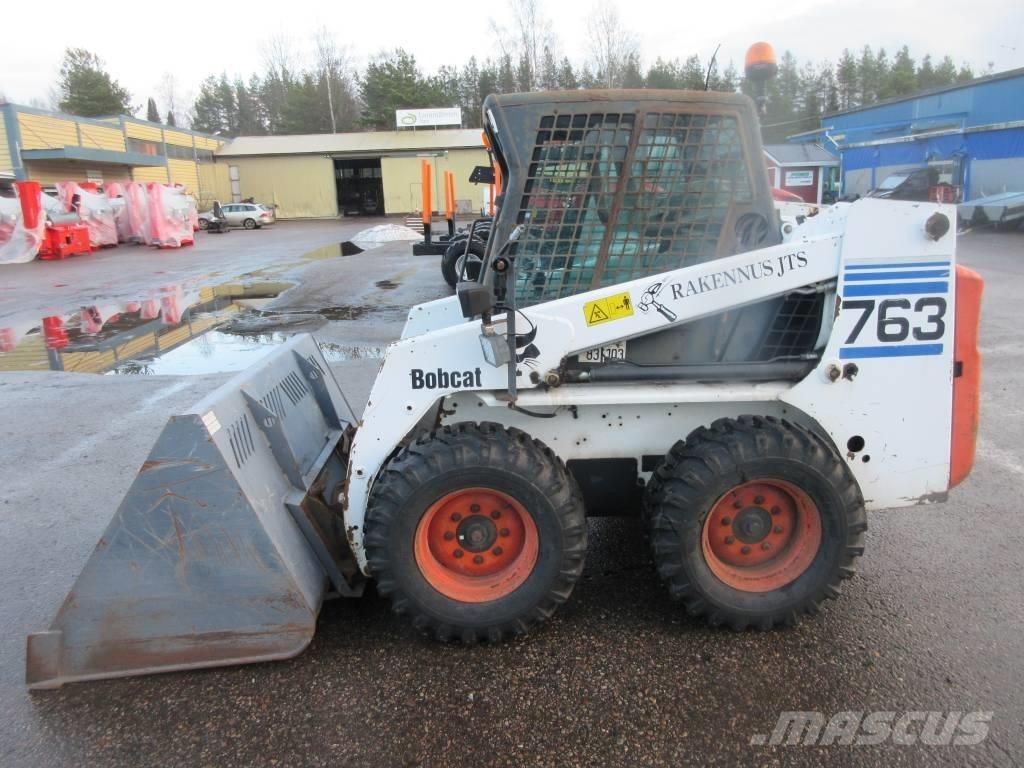 Bobcat 763 لوادر انزلاقية التوجيه