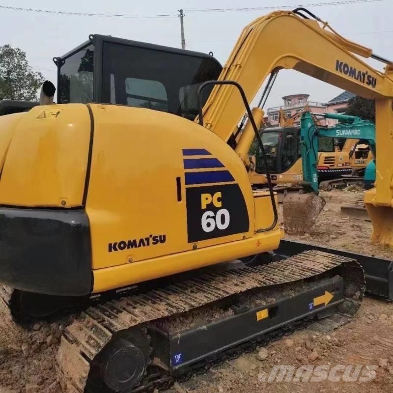 Komatsu PC 60 حفارات زحافة