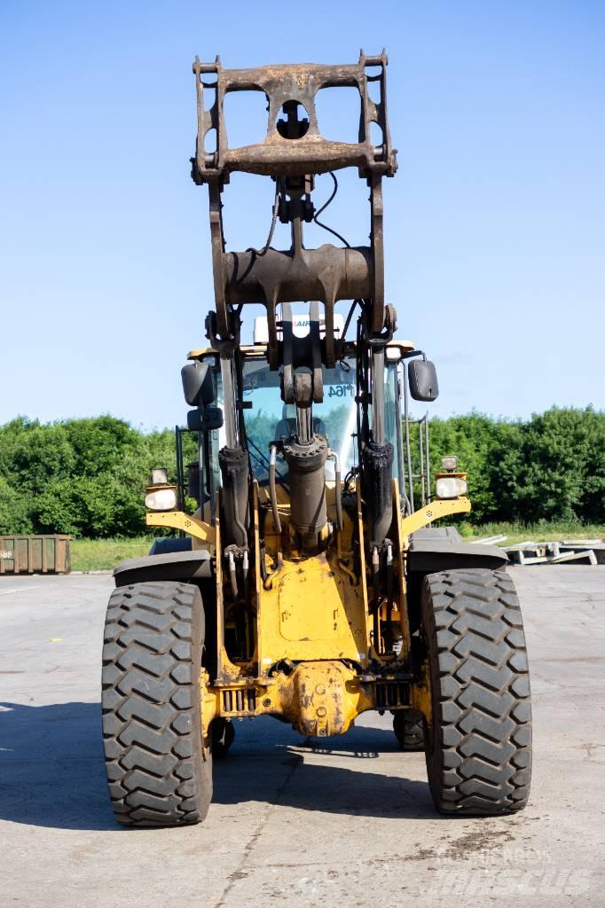 Volvo L 110 H لوادر بعجل