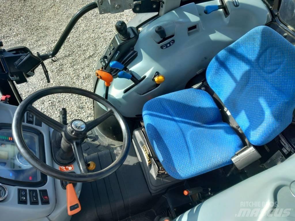 New Holland T 4.105 الجرارات