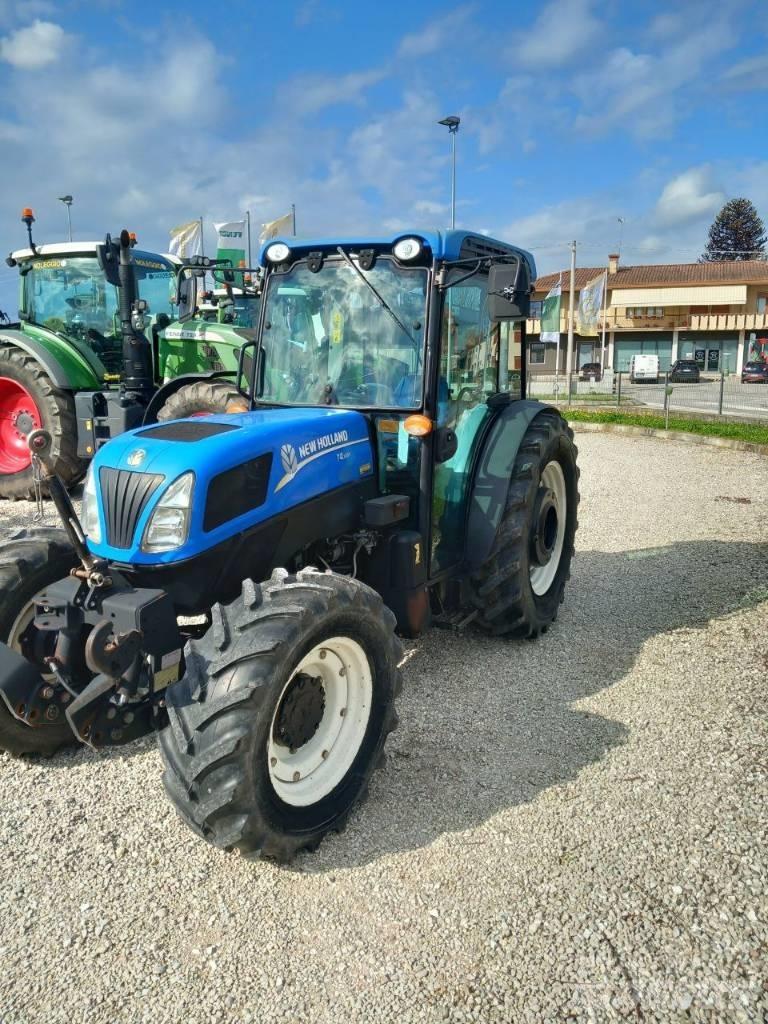 New Holland T 4.105 الجرارات