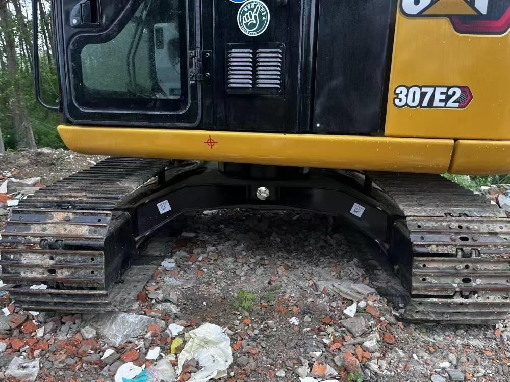 CAT 307 E2 حفارات وسط 7 طن - 12 طن