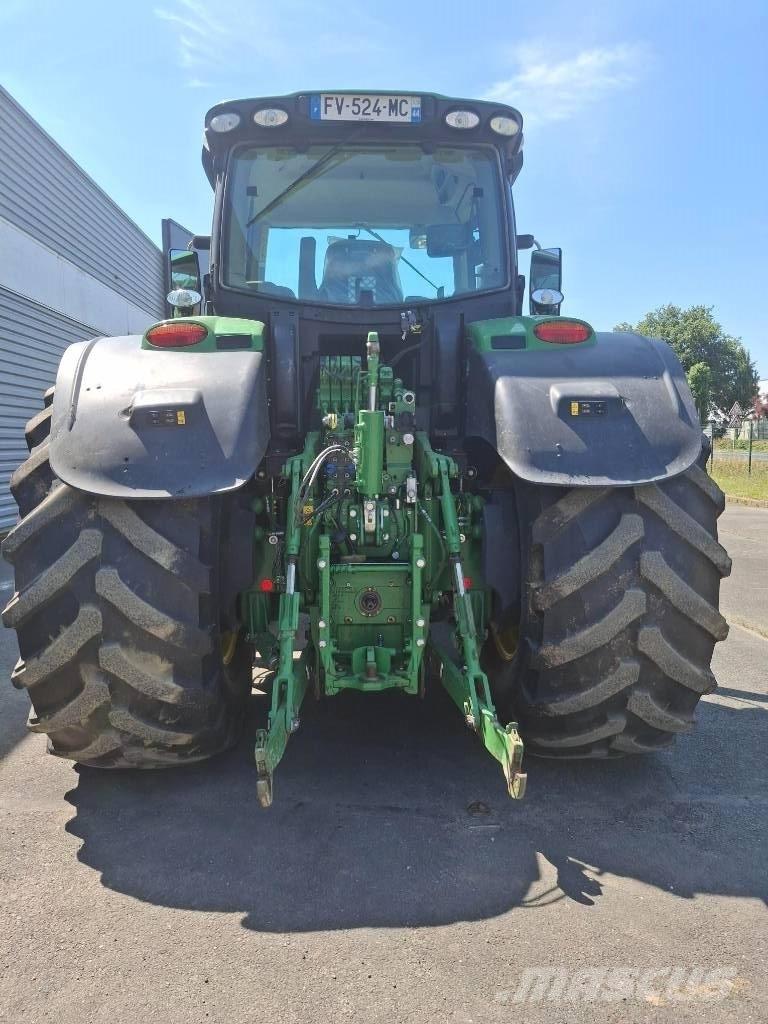 John Deere 6250R الجرارات