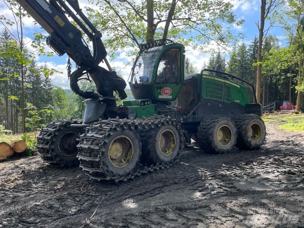 John Deere 1270G 8WD حصادات