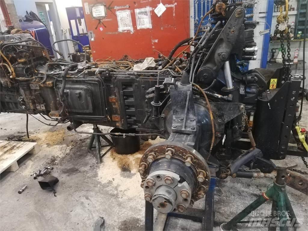 Case IH Puma 230 الجرارات