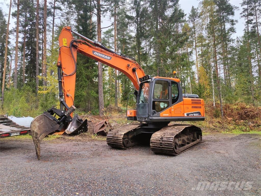 Doosan DX160 LC-5 حفارات زحافة