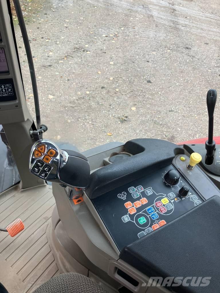 Case IH 145 الجرارات