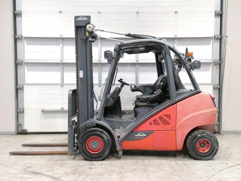Linde H30D-02 شاحنات الديزل