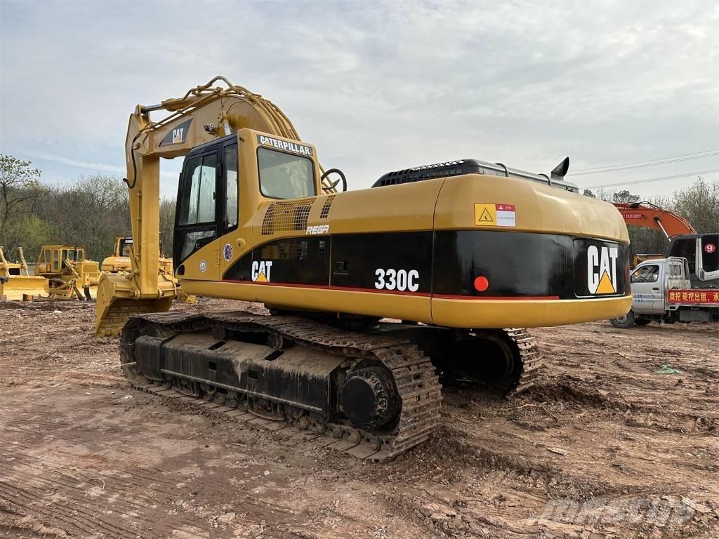 CAT 330 C حفارات زحافة