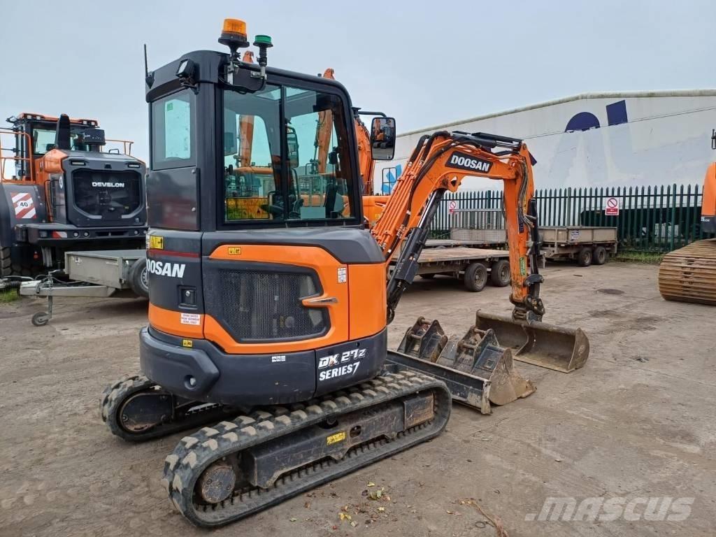 Doosan DX 27 Z - 7 حفارات صغيرة أقل من 7 طن (حفارات صغيرة)