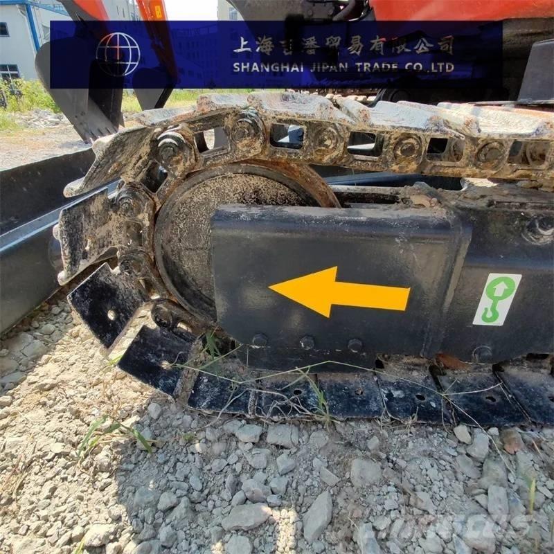 Kubota U 30 حفارات زحافة