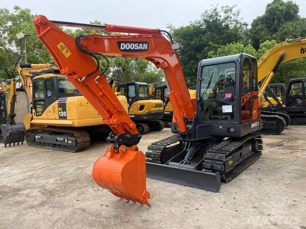Doosan DH 60-7 حفارات صغيرة أقل من 7 طن (حفارات صغيرة)