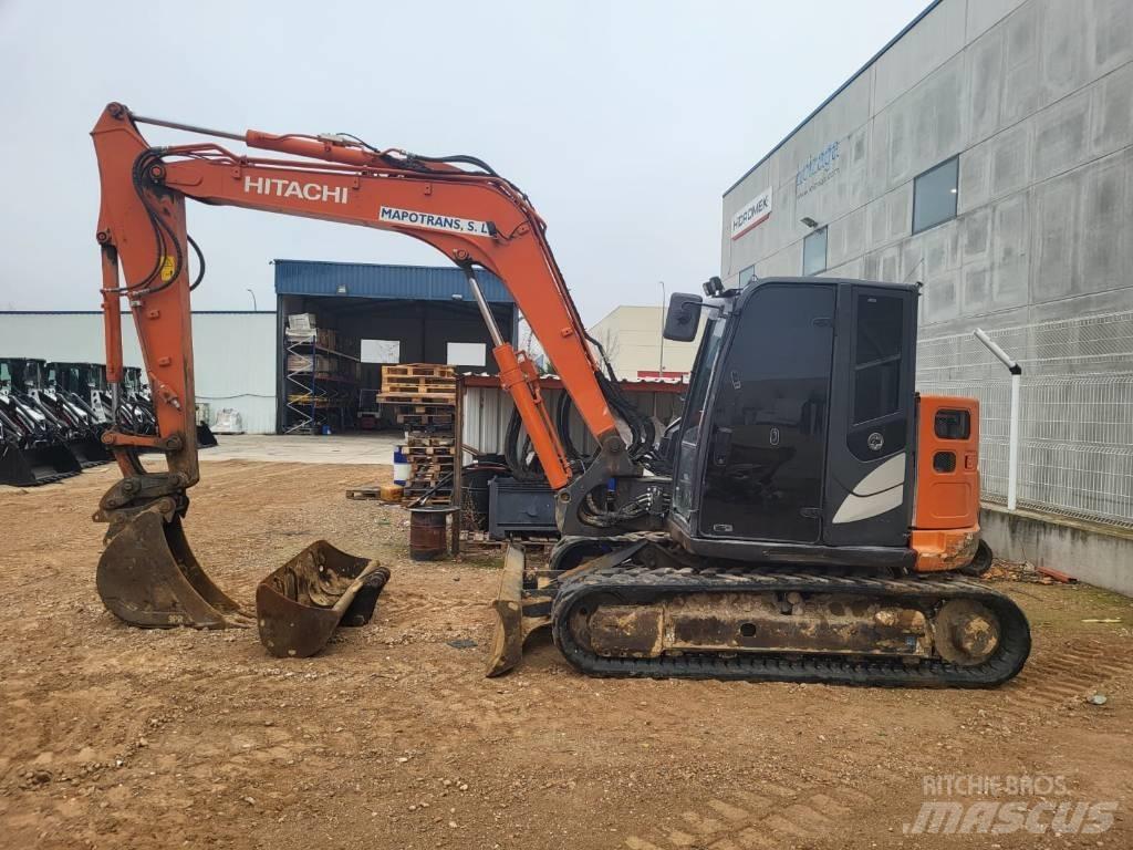 Hitachi ZX 85 US B-6 حفارات وسط 7 طن - 12 طن