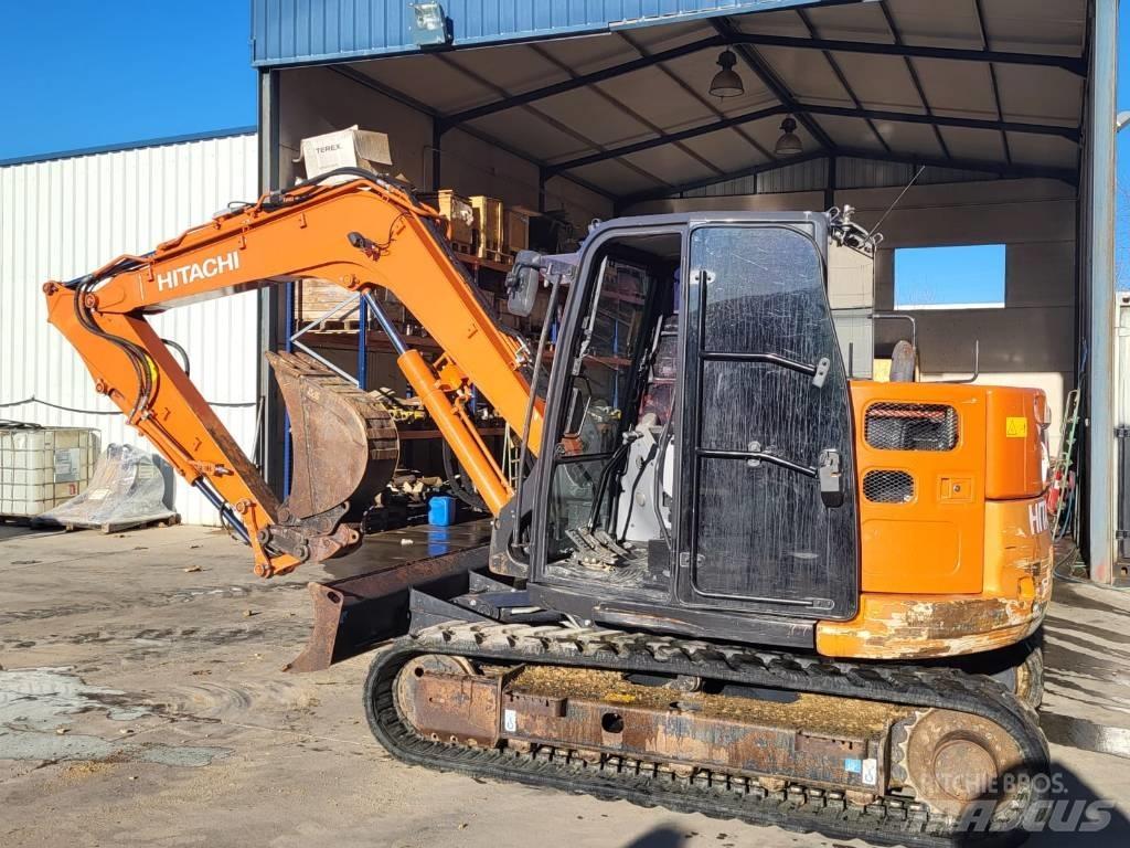 Hitachi ZX 85 US B-6 حفارات وسط 7 طن - 12 طن
