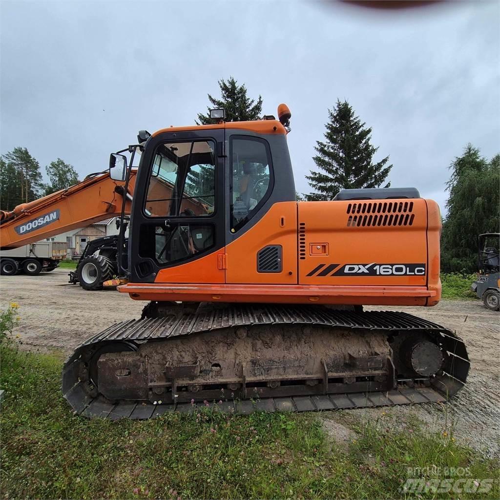 Doosan DX 160LC حفارات زحافة