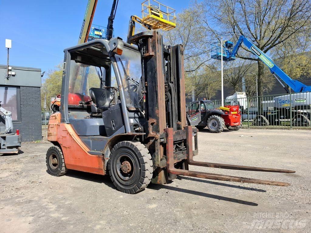 Toyota 02-8FGF20 شاحنات LPG