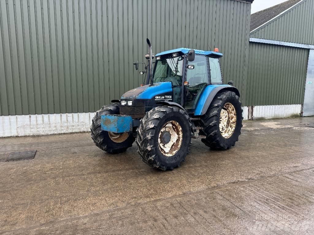 New Holland TS 100 الجرارات