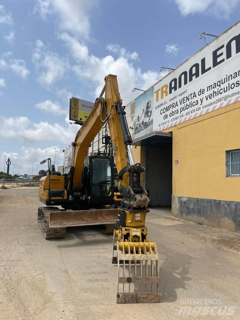 Sany SY 135 C حفارات زحافة