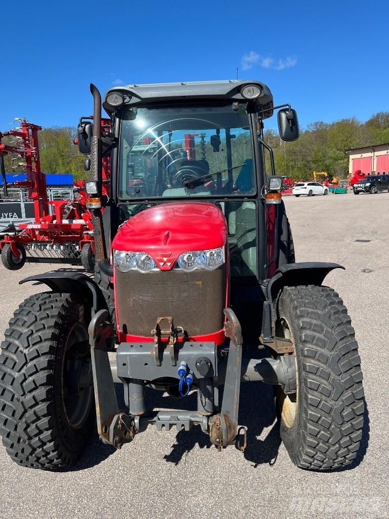 Massey Ferguson 3650 الجرارات