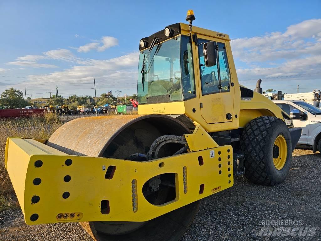 Bomag BW 219 D H-4 مداحل أحادية الأسطوانة