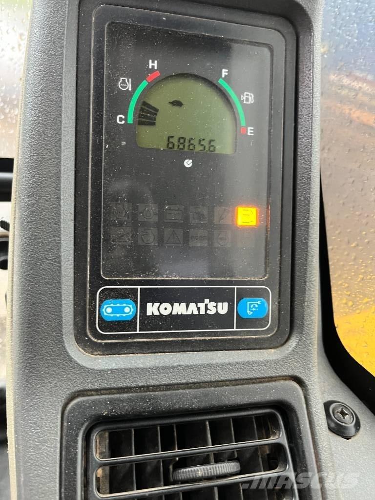 Komatsu PC 80 MR-3 حفارات زحافة