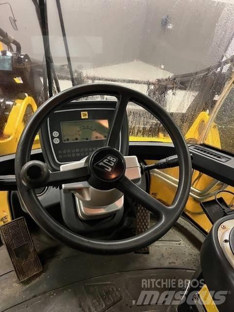 JCB 436HT لوادر بعجل