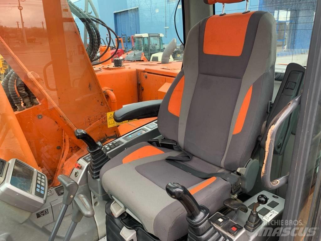 Doosan DX 140 LCR حفارات زحافة