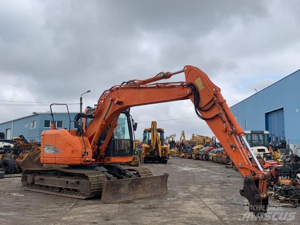 Doosan DX 140 LCR حفارات زحافة